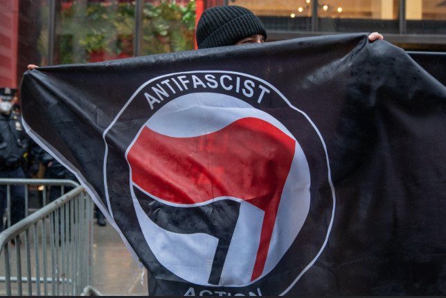 Kenapa Trump Menyebutkan Antifa Itu Organisasi Teroris