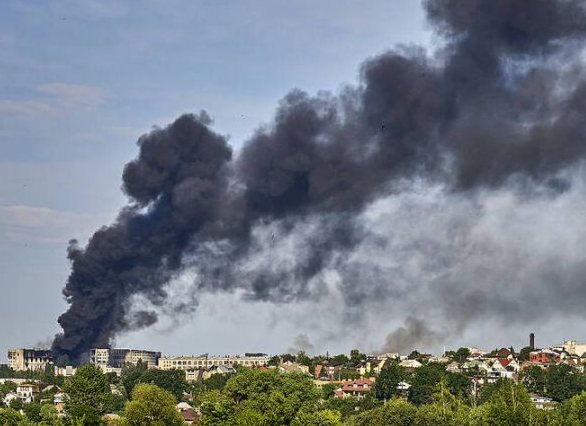 ukraina-balas-serangan-drone-rusia-membuat-4-orang-tewas