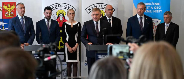 Pria Penembak PM Slovakia Dihukum 21 Tahun