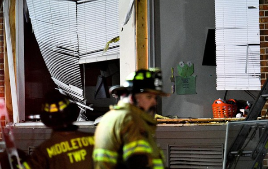 Panti Jompo Silver Ambruk Usai Ledakan Gas