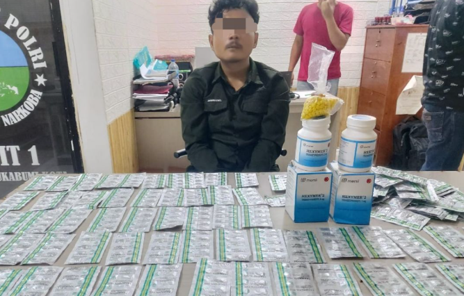 Polres Jaktim Berhasil Tangkap 2 Pengedar Obat Keras